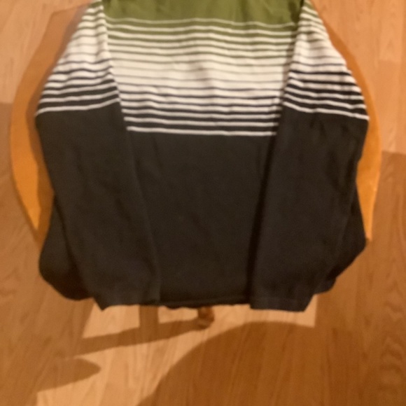 Jones Wear Studio Sweater - Picture 3 of 3
